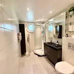 Appartement Cozy Private In Apartment, Perfect For 1 Or 2 Guests *