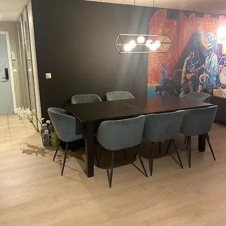 Leilighet Cozy Private In Apartment, Perfect For 1 Or 2 Guests