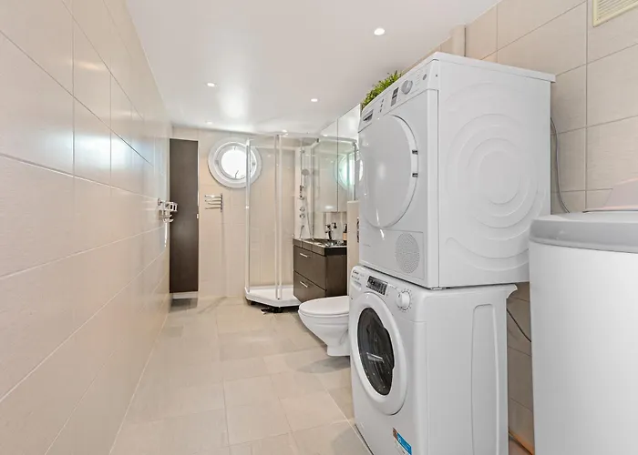 Cozy Private In Apartment, Perfect For 1 Or 2 Guests *